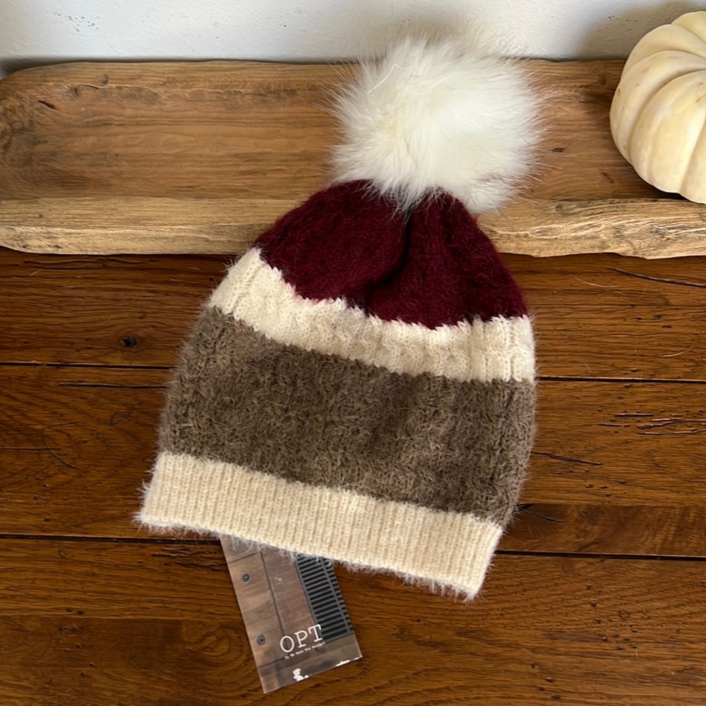 Knit Beanie w/ Pom by OPT